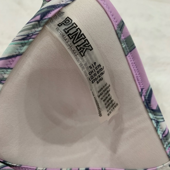VS PINK SMALL bikini top. - Picture 4 of 4